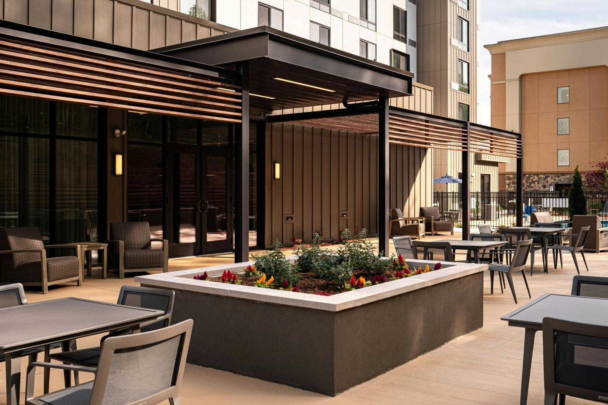 Courtyard By Marriott Cleveland Tn Hotel Exterior foto